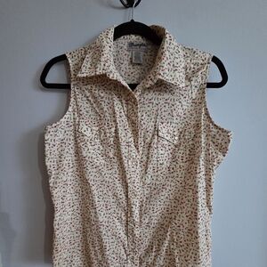 Wrangler Women's Sleeveless Button Down Shirt - Cream with Red Floral